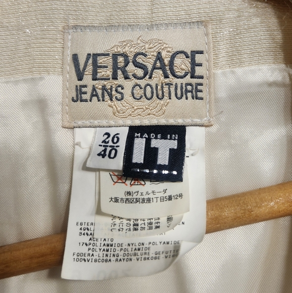 Versace 1990s Square Neck Hour Glass Cut - Picture 10 of 10